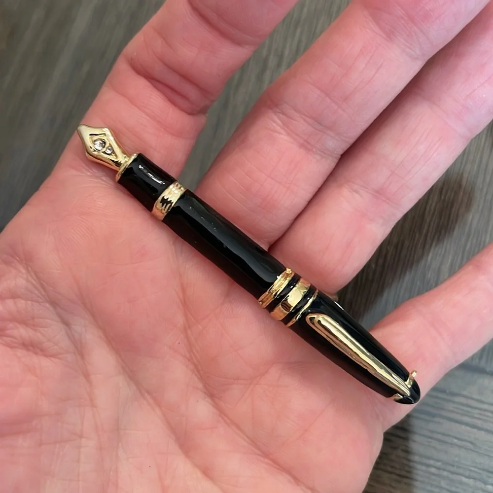 Vintage Style Fountain Pen Pin